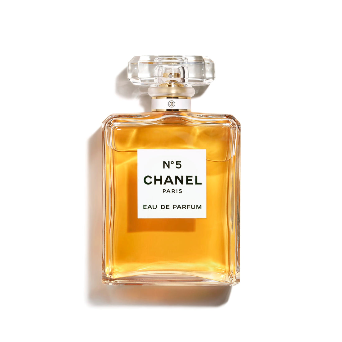 Chanel Eau de Parfum N ° 5, the timeless feminine fragrance